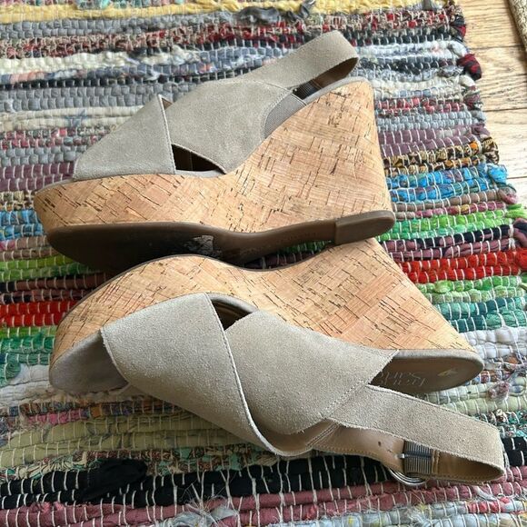 Franco Sarto Tan Wedge Sandals with Crossover Straps 9 - Picture 5 of 16